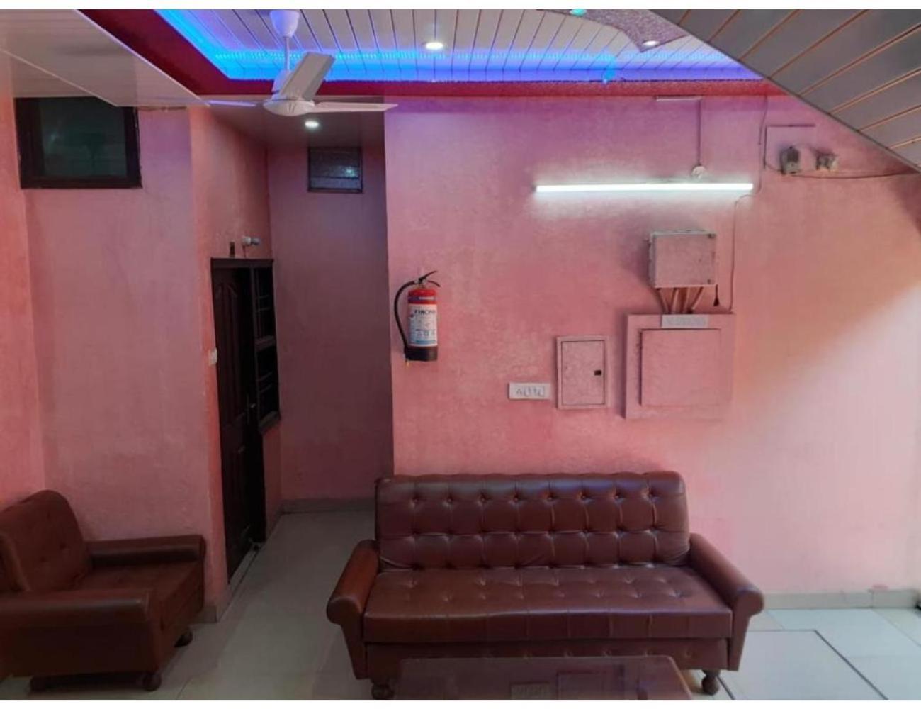 Hotel City Lodge , Chandīgarh Buitenkant foto