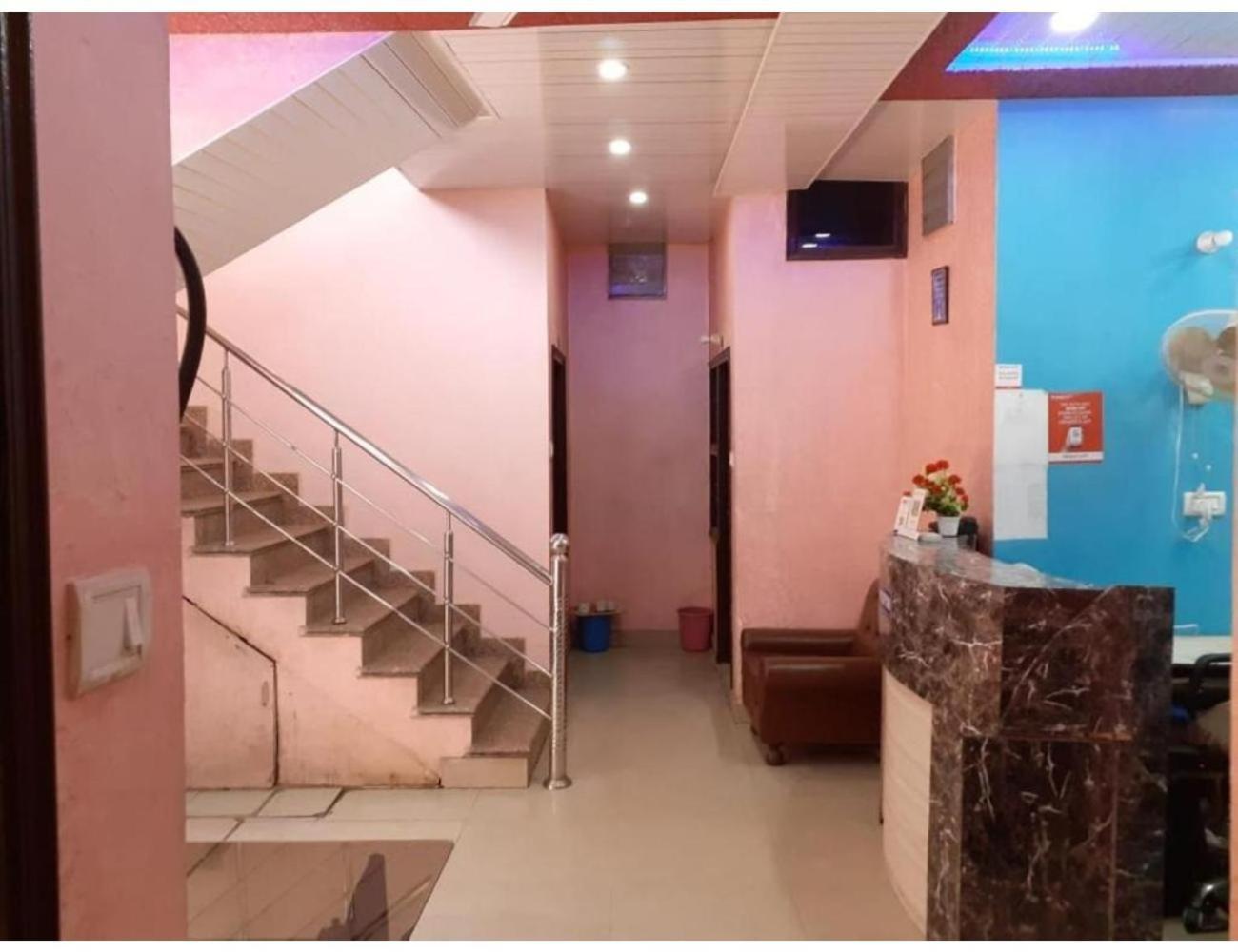 Hotel City Lodge , Chandīgarh Buitenkant foto
